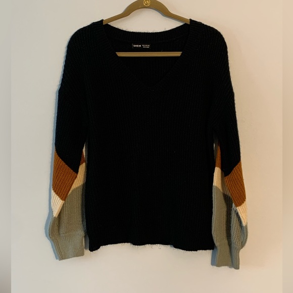 Shein Sweater w/ Tri Color Sleeves Size Medium - Picture 1 of 2